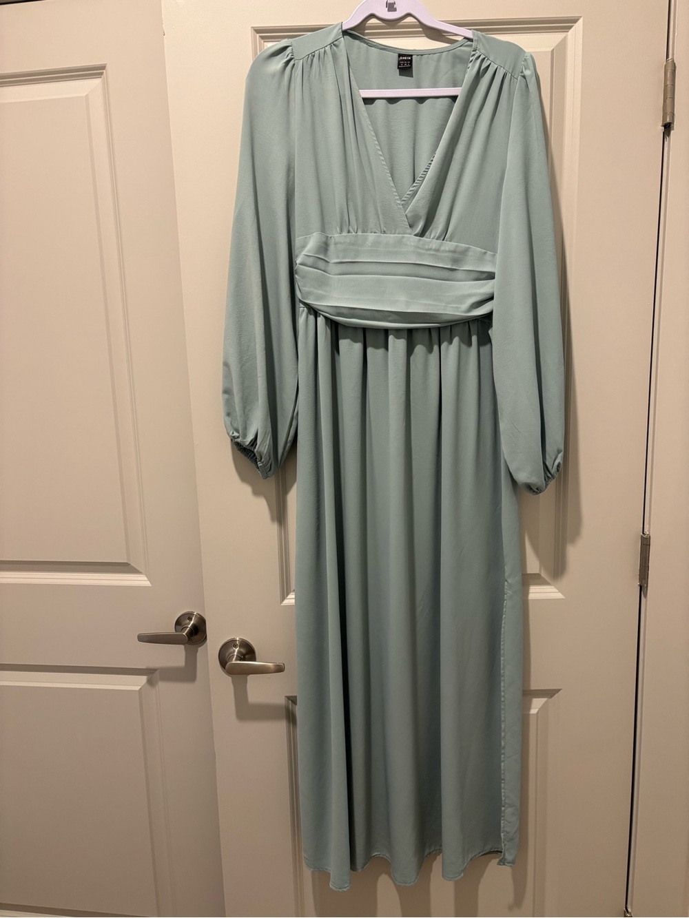 SHEIN Mint Green V-Neck Pleated Empire Waist Maxi Dress